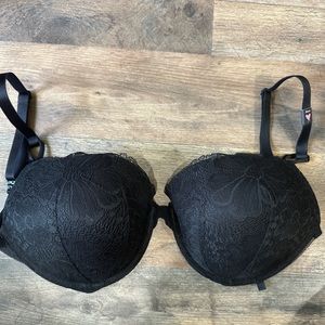 NWT 36DDD Victoria Secret Body by Victoria Push Up Bra